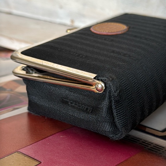 Fendi vintage Clutch Bag - Picture 10 of 12